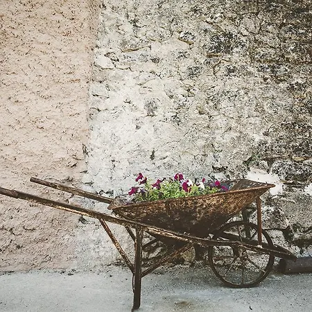 Il Borgo アルテーナ
